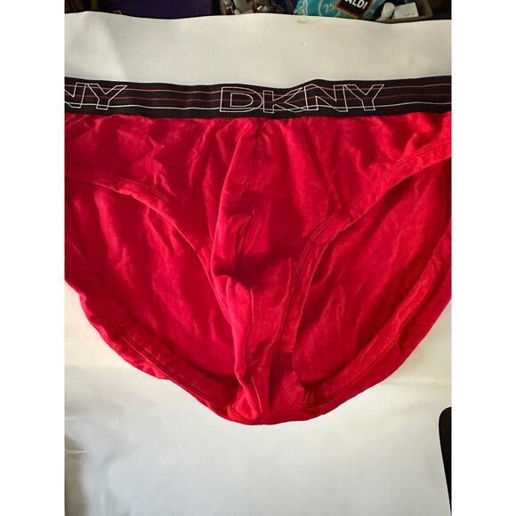 VTG DKNY rare men’s bikini briefs red XL - Picture 1 of 4